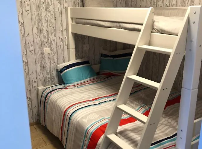 Sea 2 Semesterbostad *